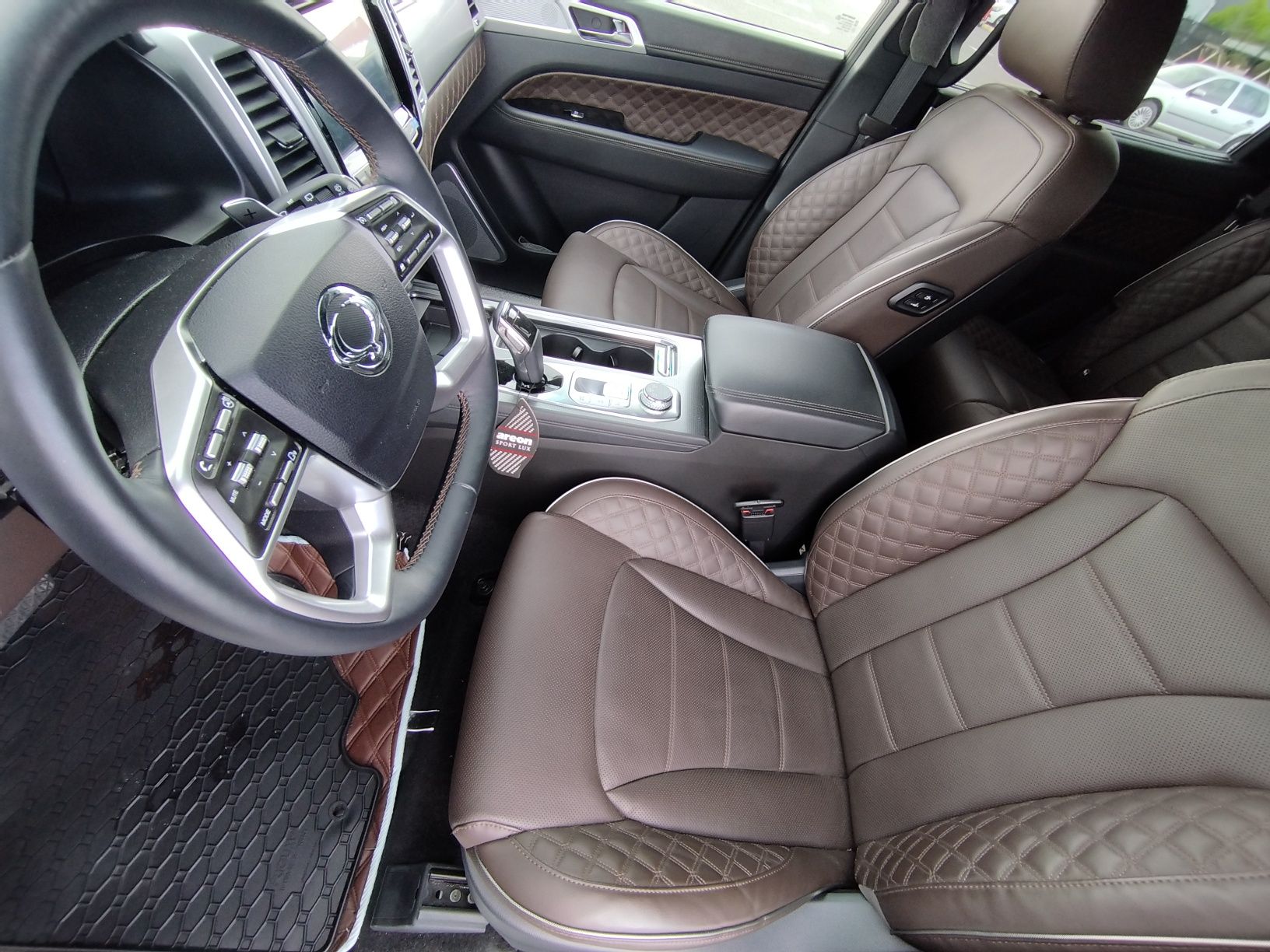 SsangYong Rexton, premium plus, trapa, praguri, camere360°