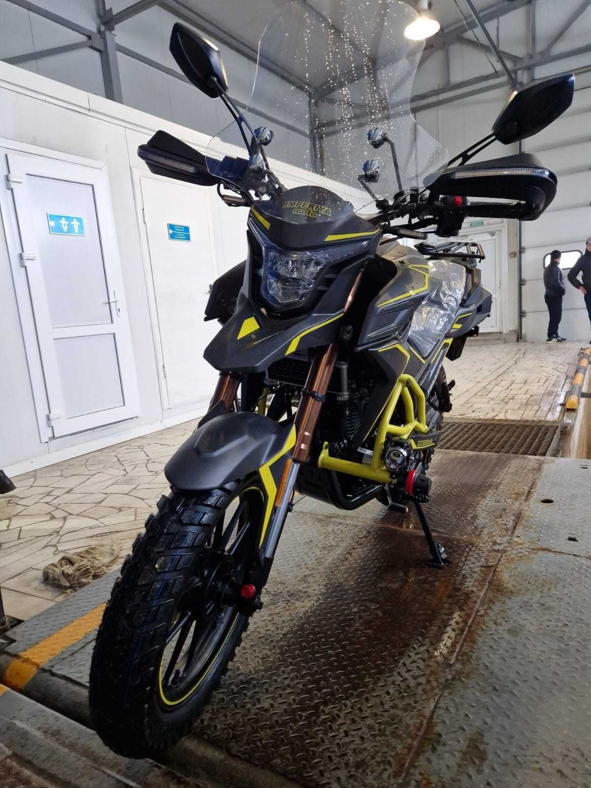 Продается НОВЫЙ мотоциклы TEKKEN 300 в чёрно-жёлтом цвете.