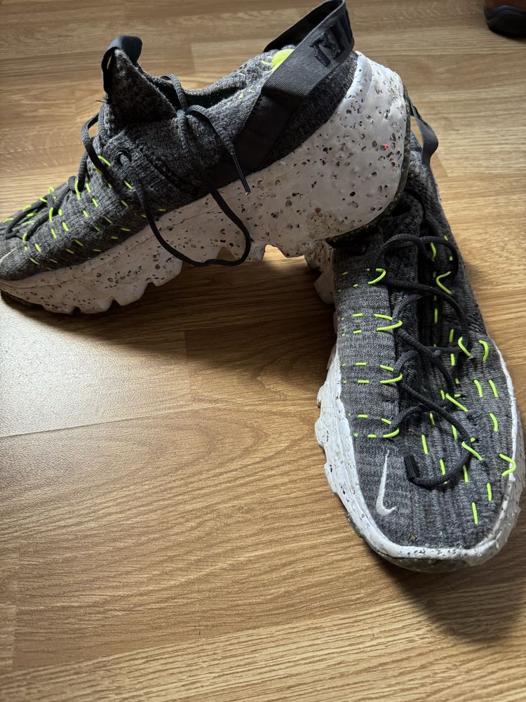 Обувки Nike Space Hippie 04