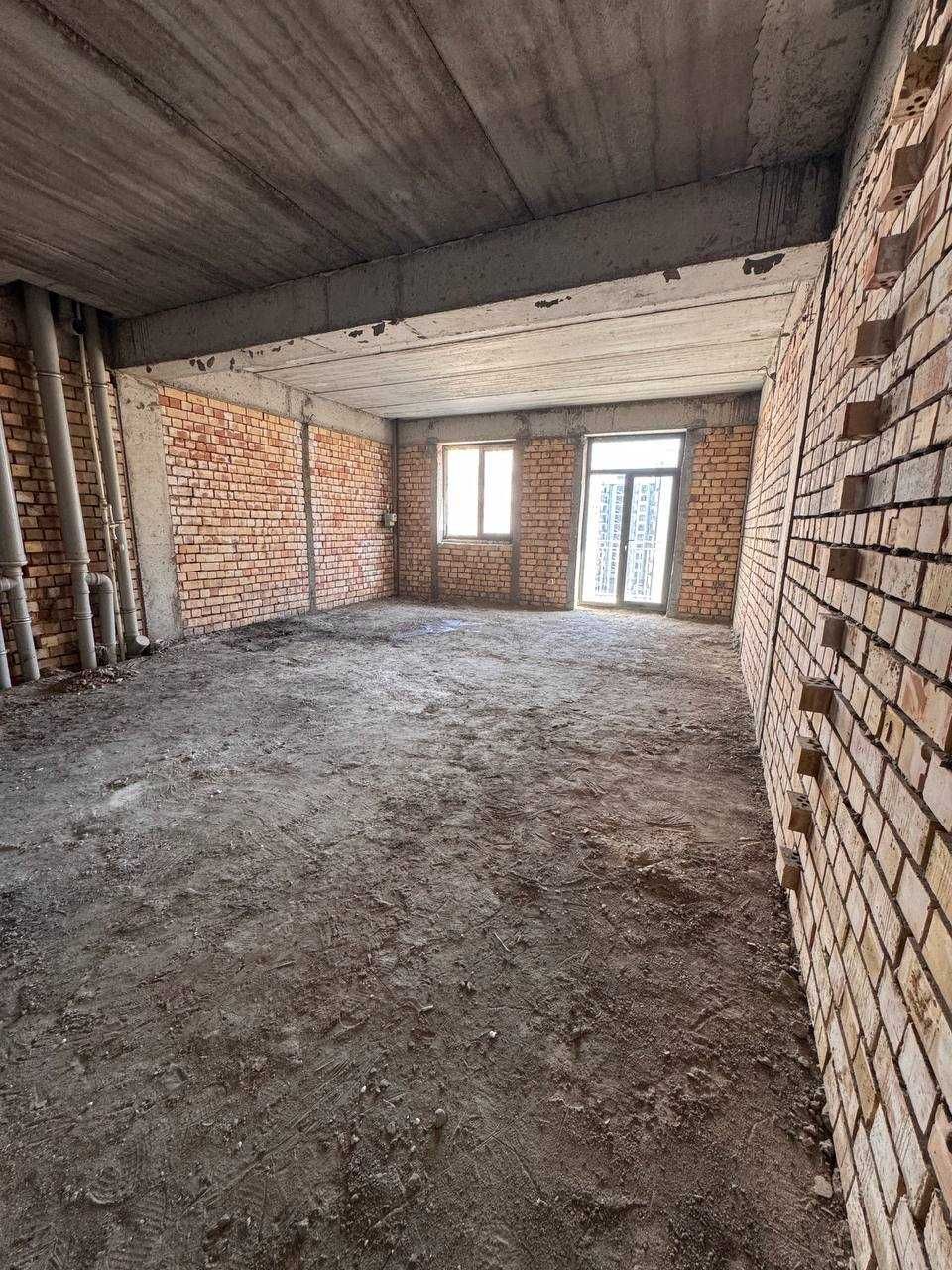 Продается квартира в ЖК "Olmos Residence" 47 кв. + балкон. коробка.