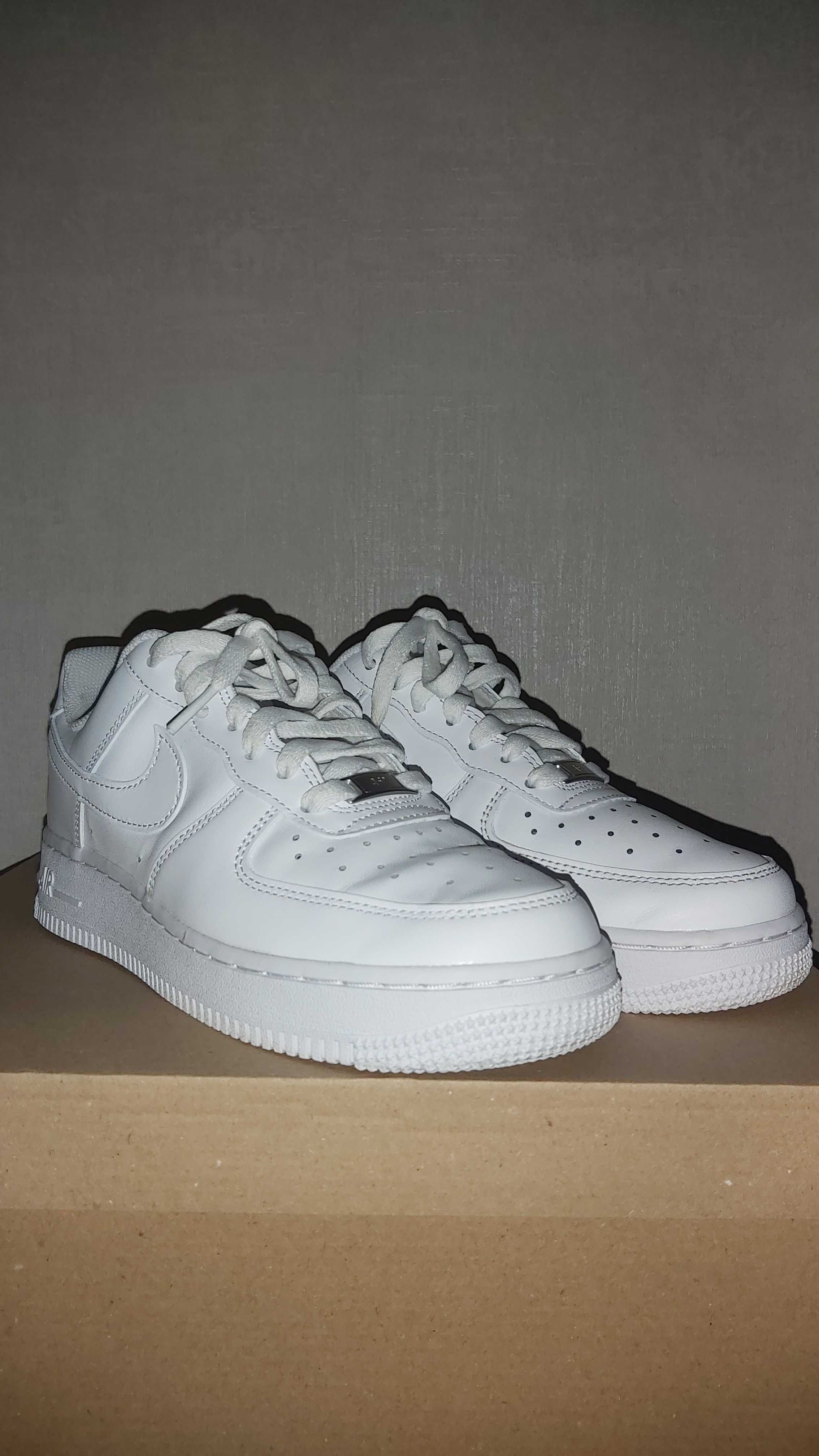 Nike Air Force 1 - Номер 38