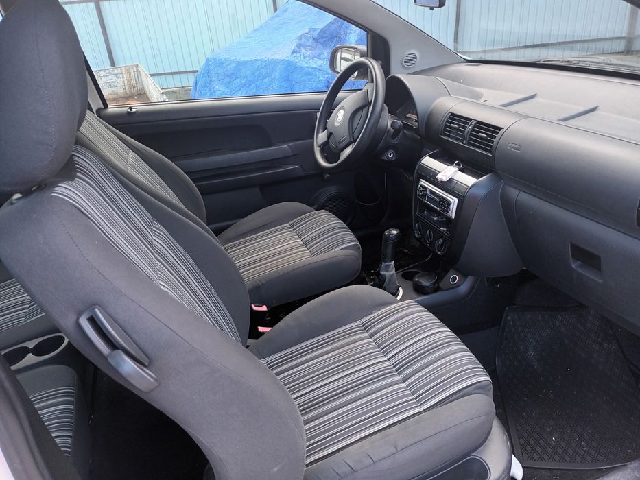 Vând vw fox adus recent din Austria