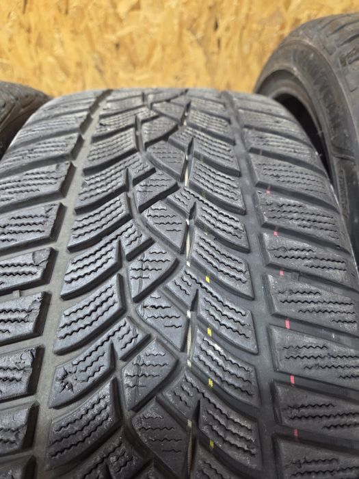 Anvelope iarnă Goodyear 225/40R18 set