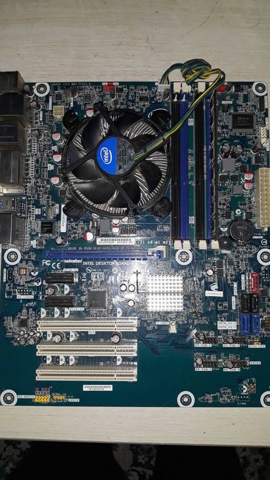 Продам Материнку .Сокет 1155.