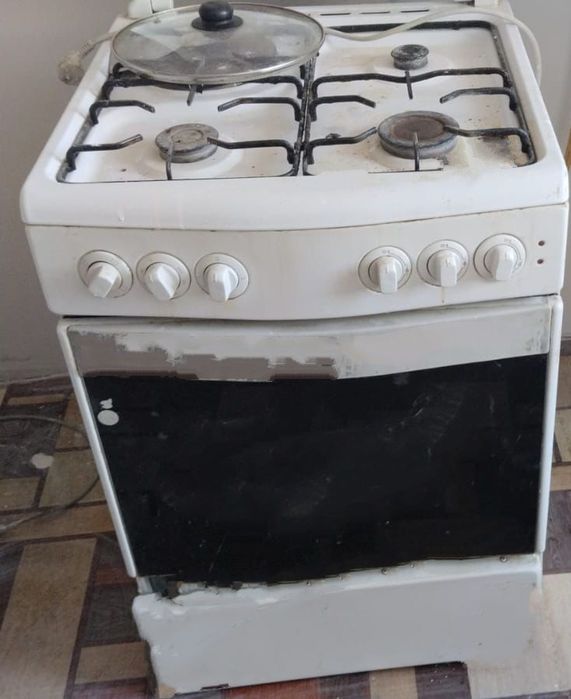 газ плита очень удобная и все работает