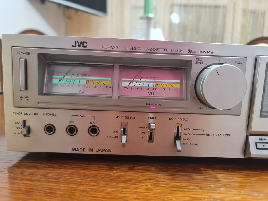 Vand deck JVC KD-A 33