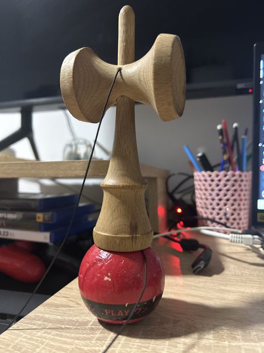 Kendama Europa Rosie