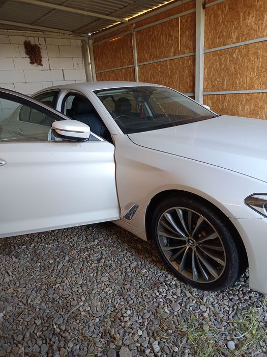 Vînd bmv 530 D XDRIVE