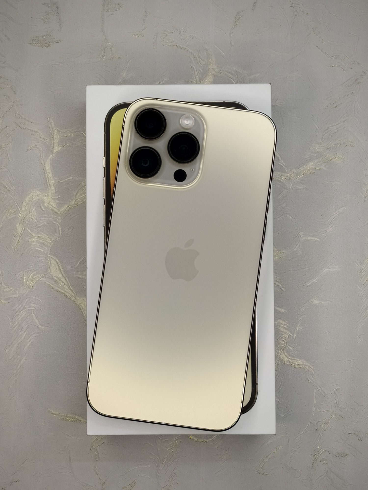 iPhone 14 Pro Max  RX/A