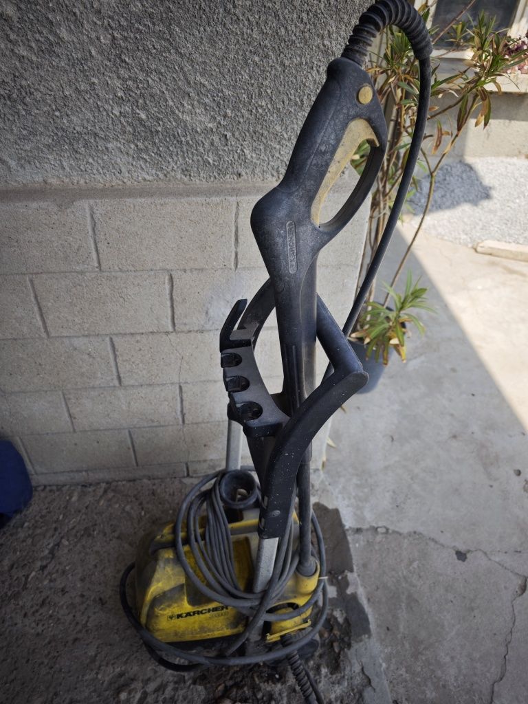 Водоструйка Karcher 330 за ремонт или за части