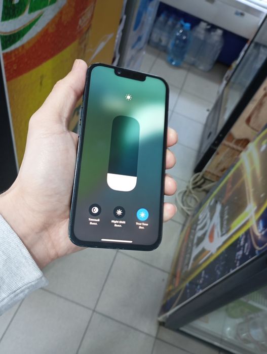 Айфон 14 в хорошем состоянии