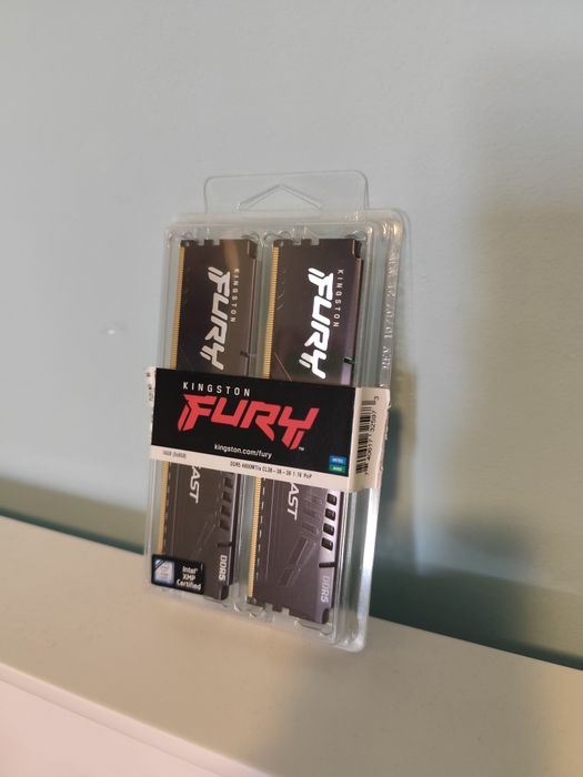 16GB RAM Kingston Fury