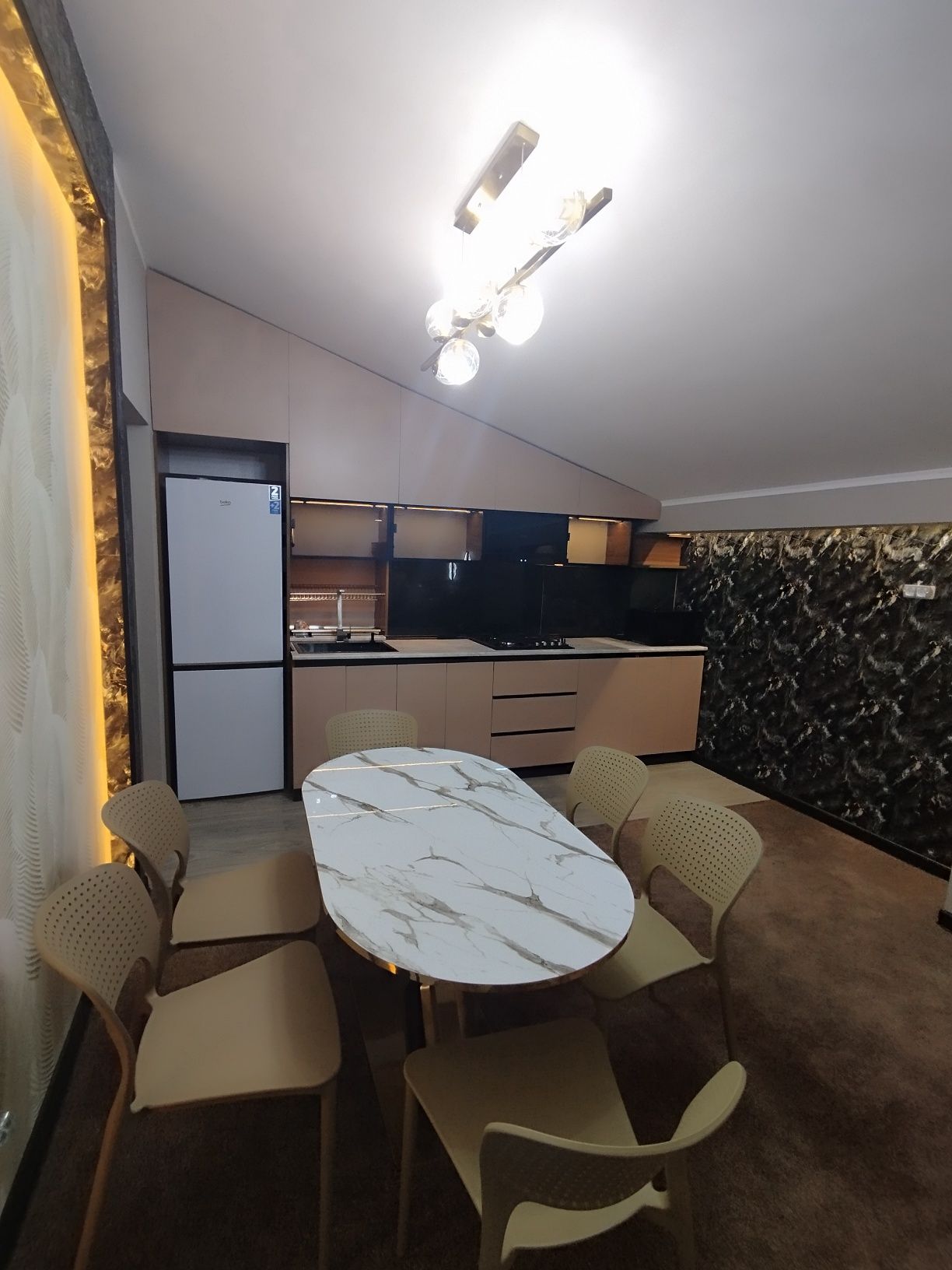 Аренда шерикликка 100$ за 1чел/к. Метро ОЛМОС. Яшнабад туман, янги кв