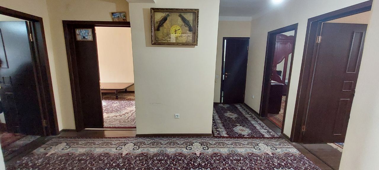 Урганч шахридаги 3 хонали квартира ижарага берилади