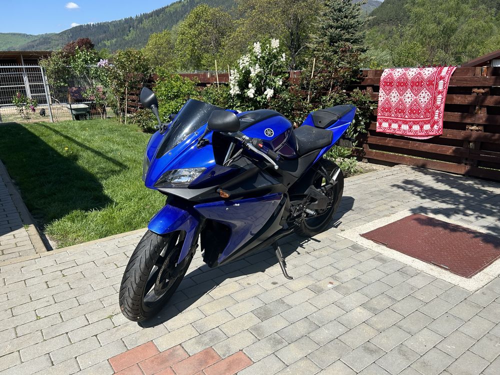 Vand Yamaha YZF-R125 A1(16 ani)