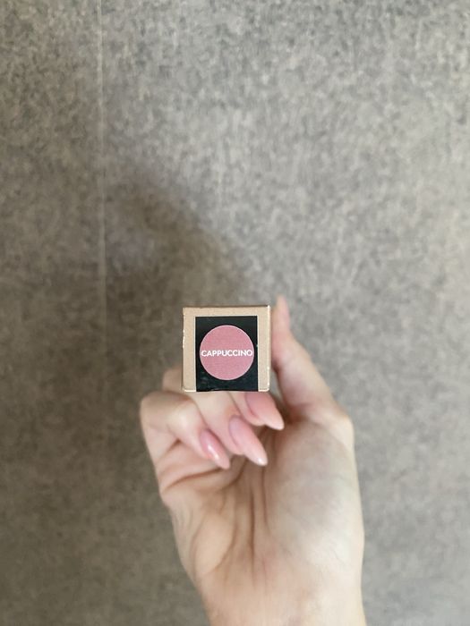 Матово червило NL Beauty в цвят Cappuccino