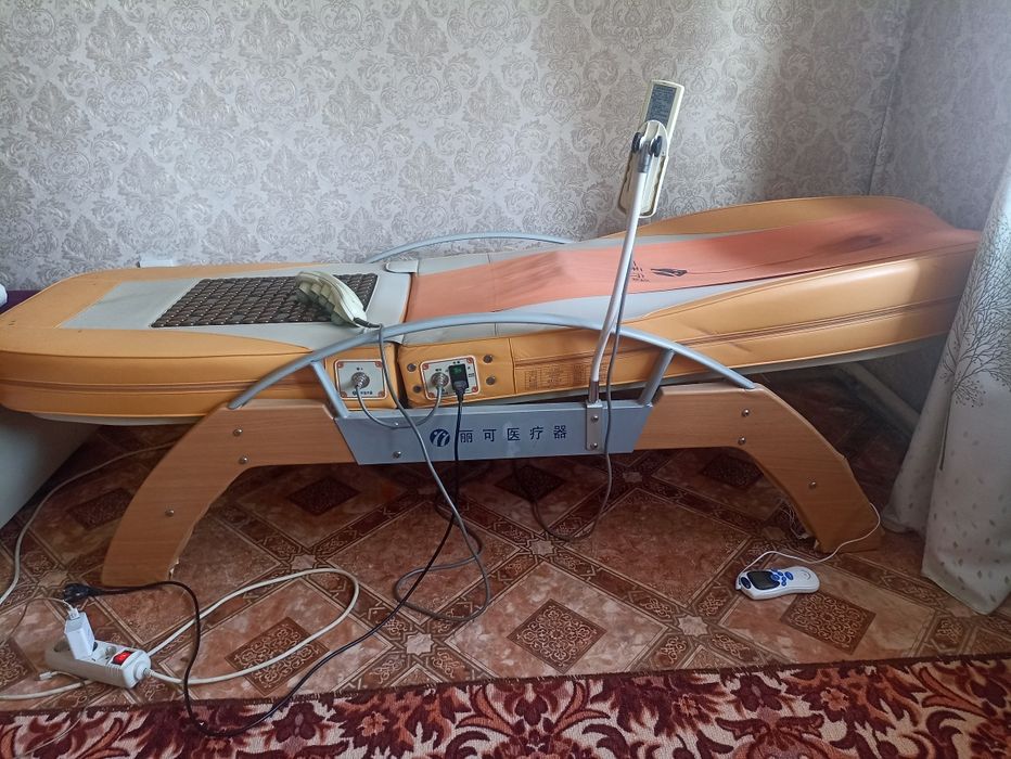 Массажная кровать