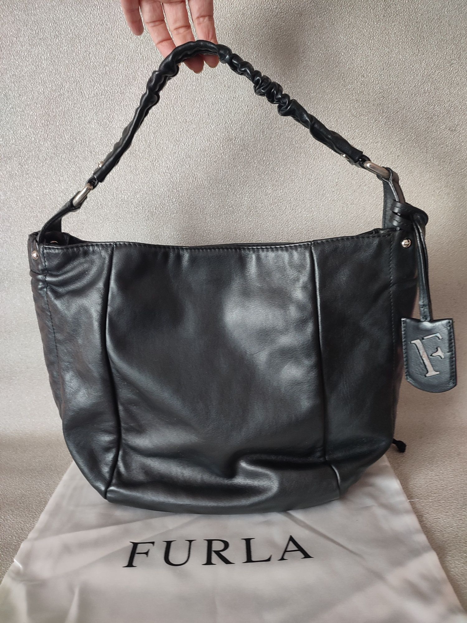 Furla оригинална дамска чанта