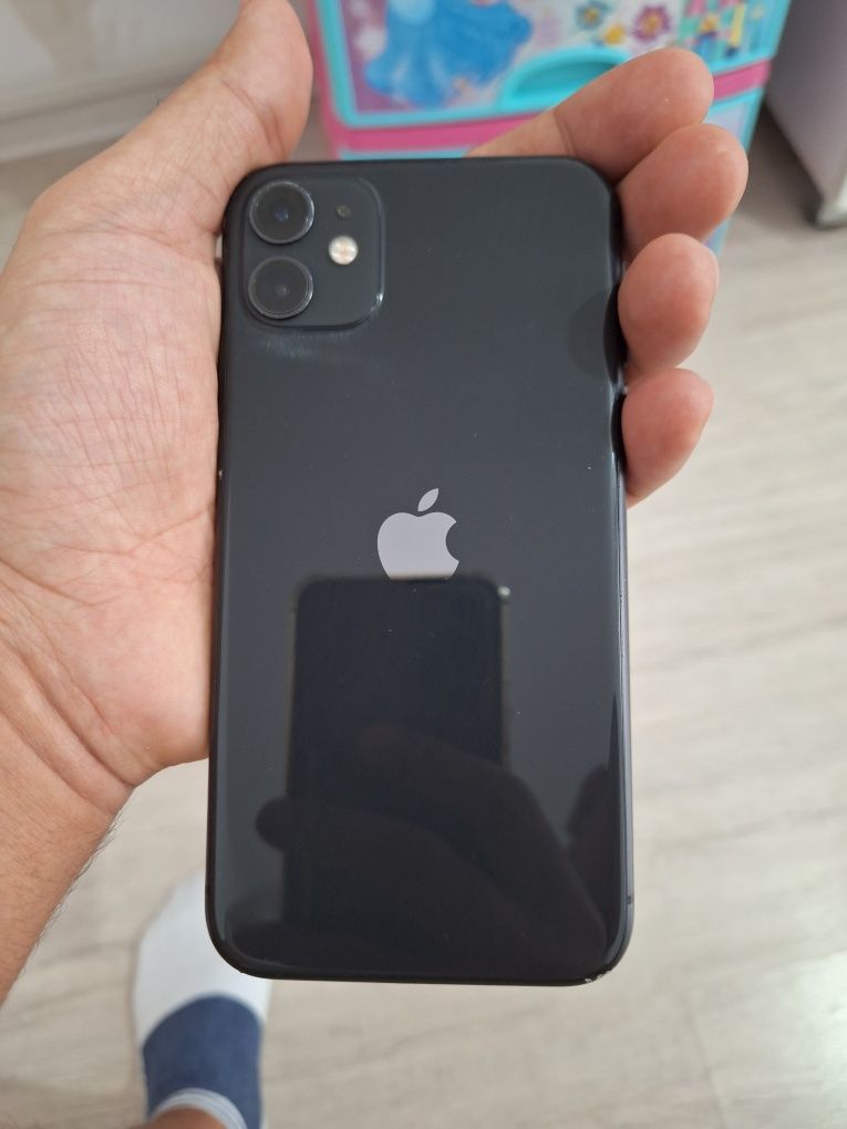 IPhone 11 64 гб диагональ 6.1