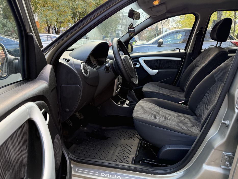 Dacia Logan Laureate 2009 1.4 MPI 75 CP KM 80.000 reali !