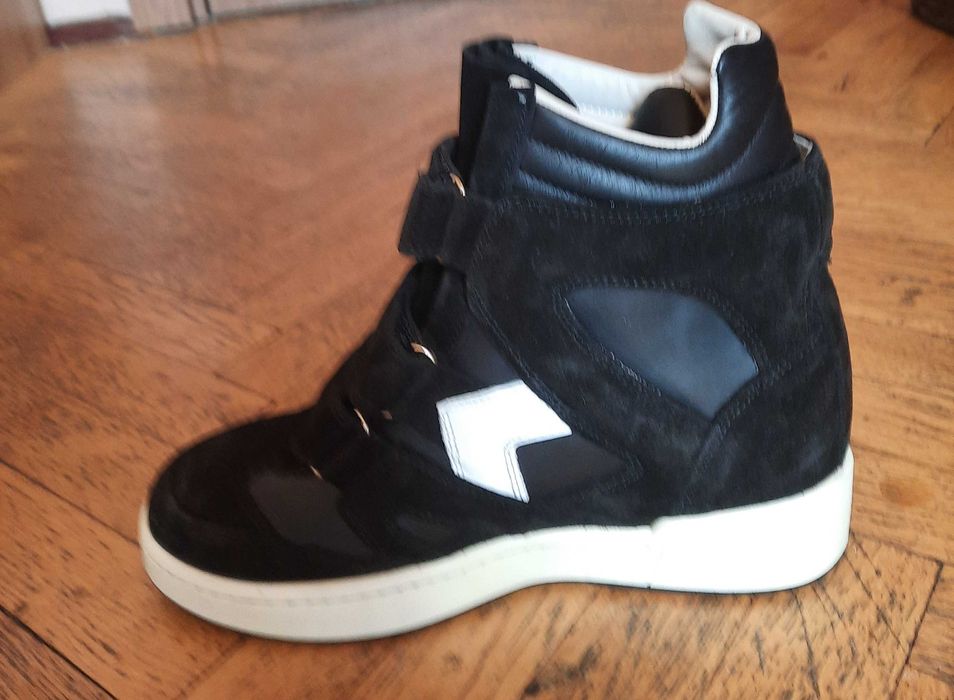 Нови обувки Trendyol