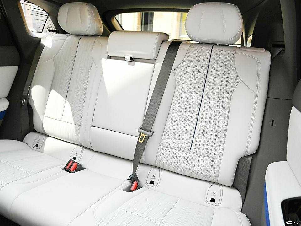 Cadillac Optiq и Lyriq электромобиль под заказ