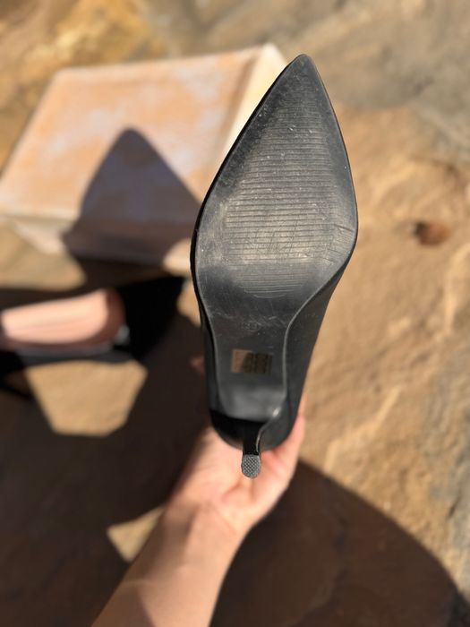 Carolie елегантни токчета