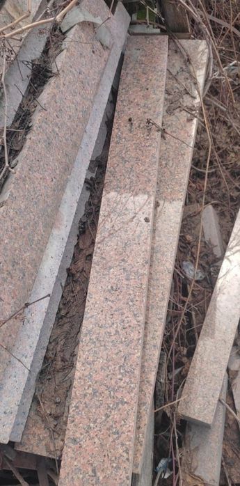 Продаётся гранитный поребрик