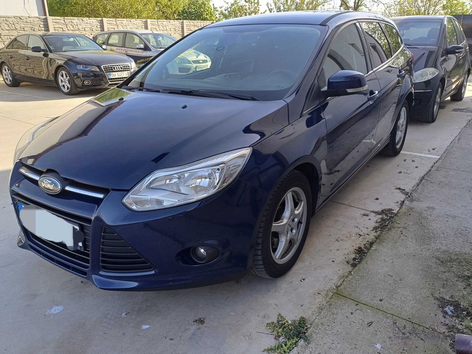 Vând Ford Focus 2012, automat