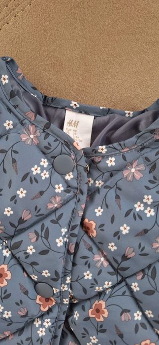 Пролетно/есенно яке за момиче. HM. Размер 98. Като ново.