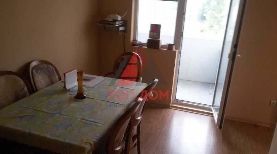 Дава се под наем Тристаен апартамент в Варна, Базар Левски - 80 кв.м за 510 € - Снимка #1