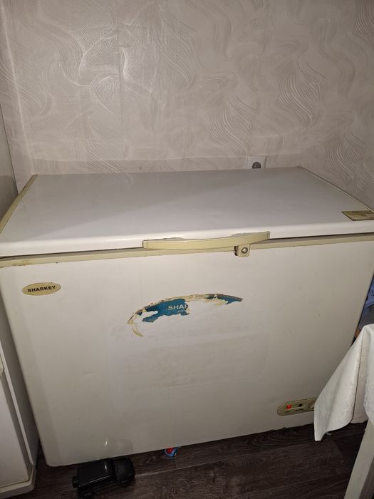 Продам морозильник 106×55×90
