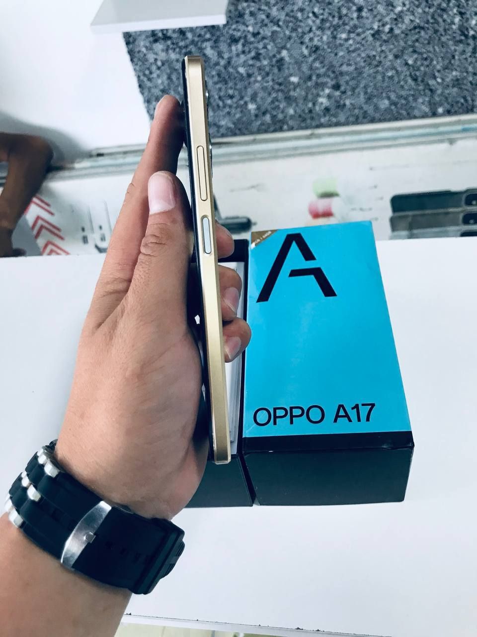 Oppo A17 srochna