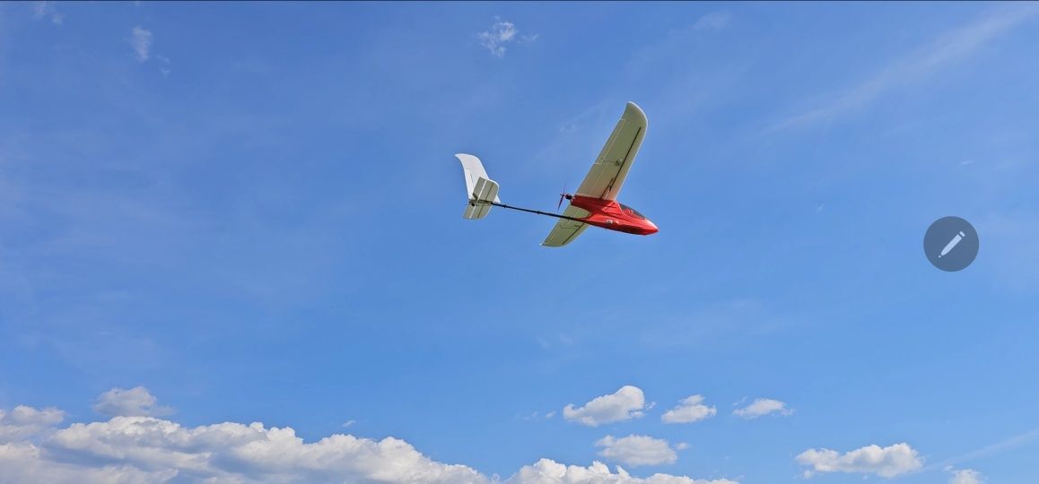 Avion NOU  PNP Aeromodel  Motoplanor  SKY Surfer 140 cm anvergura PNP