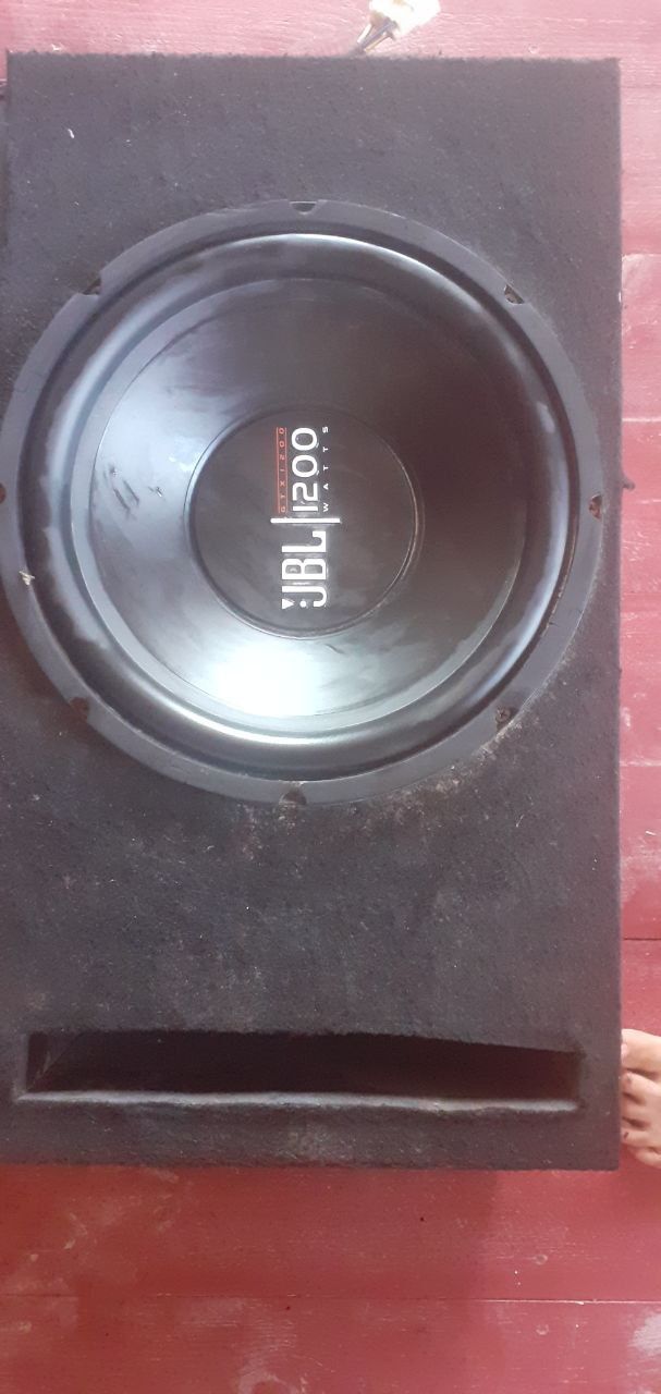JBL 1200W Sambufer usiliteli bilan