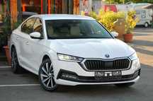 Skoda Octavia eTEC /Automat /Distronic+ /Lane&Side Assist /Ambient Light