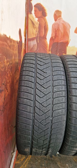 Set 4 Anvelope Pirelli 255 40 R21 M+S . Dot 2022