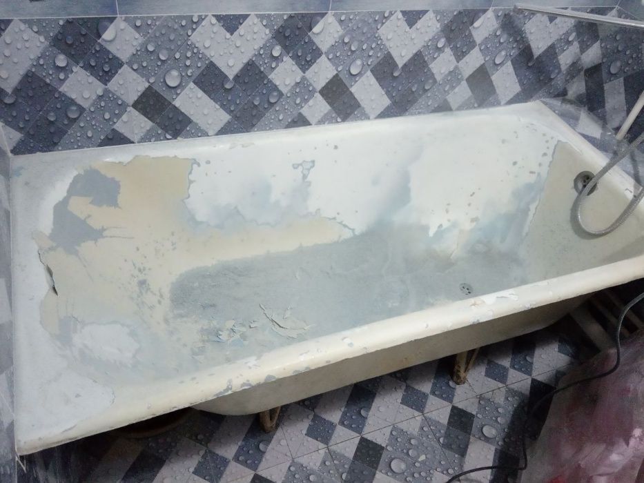 Эмалировка и реставрация ванн наливным акрилом и эмалью.
