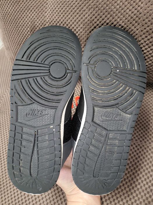 Маратонки NIKE JORDAN, номер 37.5