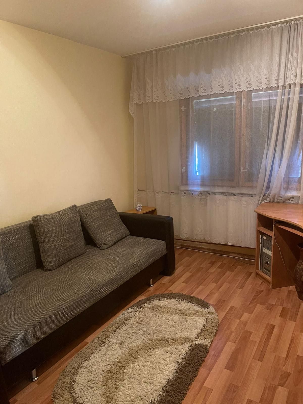 Chirie Apartament 3 Camere Oradea, Nufăru