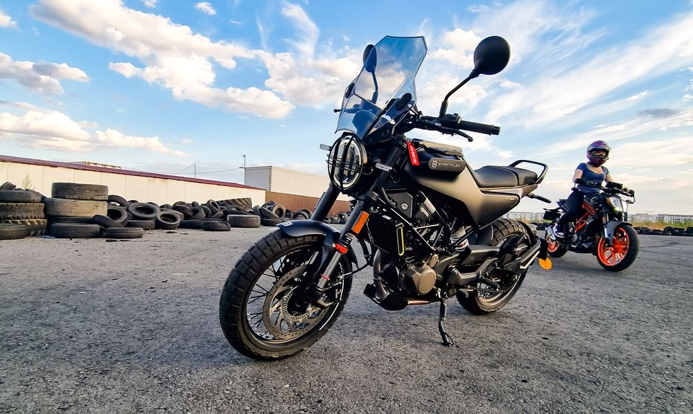 Husqvarna Svartpilen 125cc