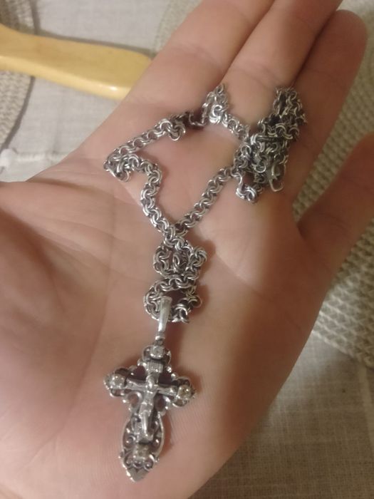Продам серебряную цепь