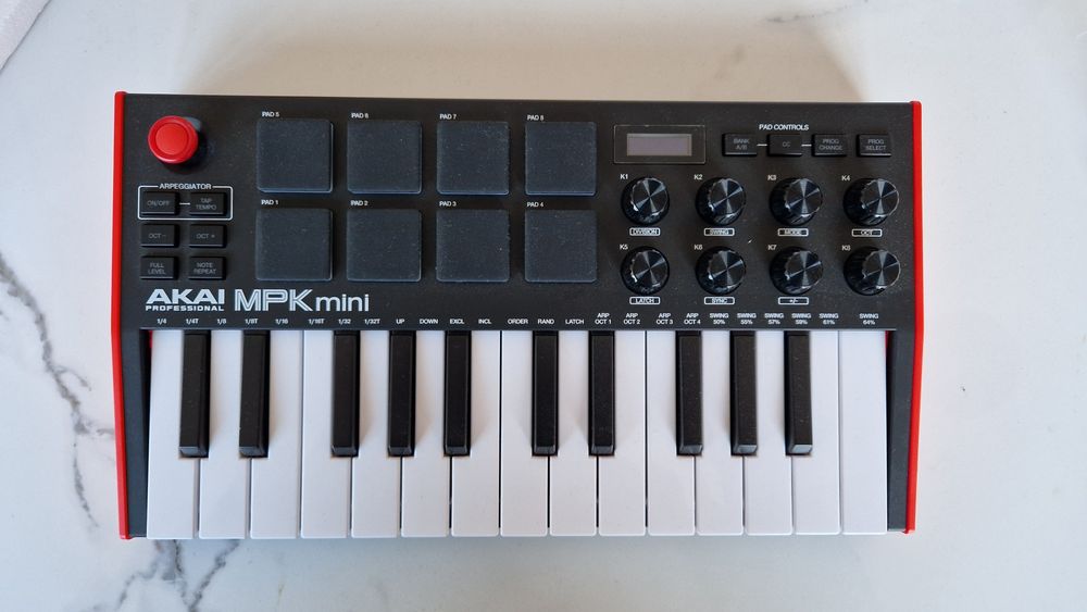 Akai MPK mini profesional