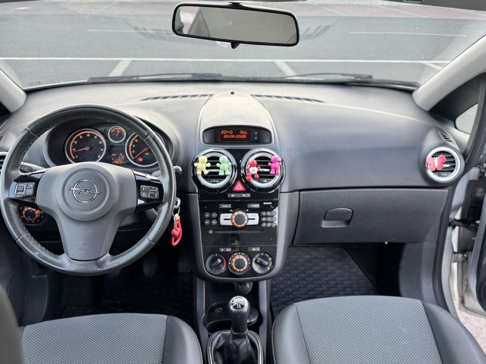 Opel Corsa D 2009