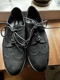 Обувки на платформа Мустанг