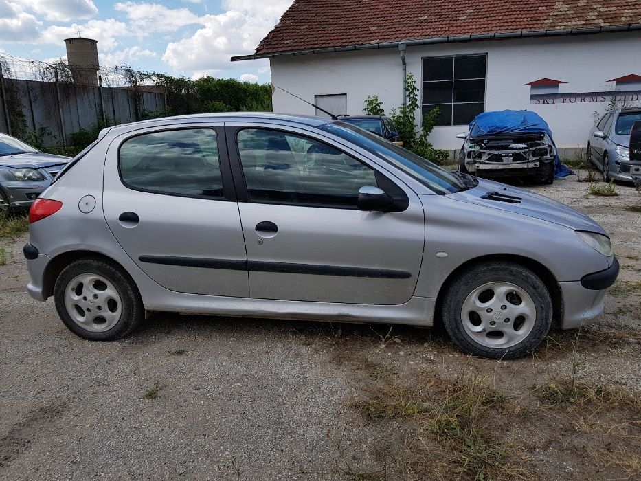 Продава се На Части PEUGEOT 206 Hatchback (2A/C) - 1.9 D XU9J2 69 к.с.