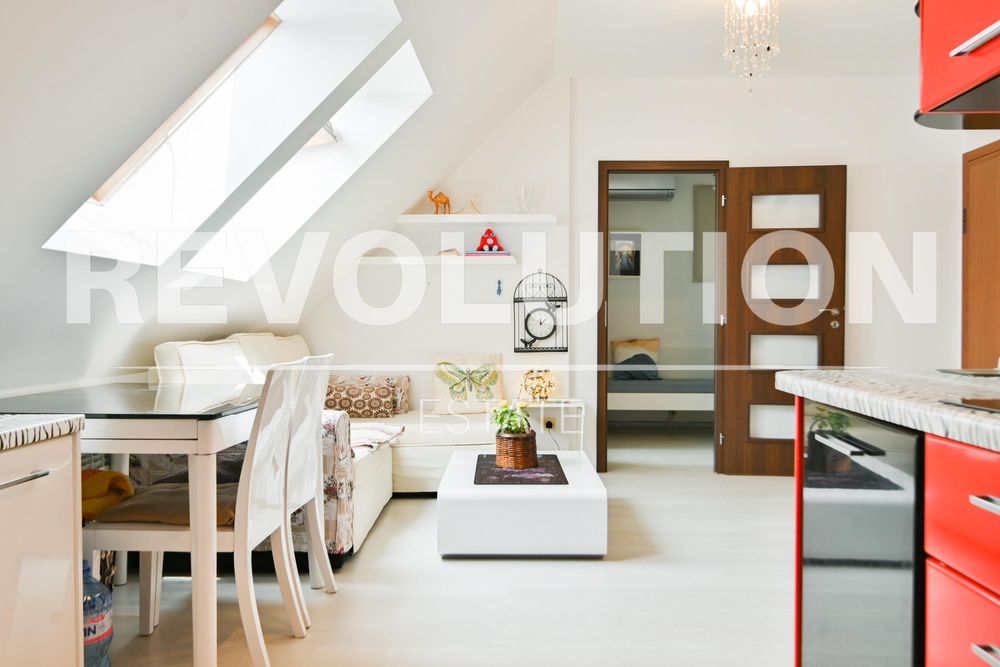 Дава се под наем Тристаен апартамент в София, Овча купел - 76 кв.м за 700 € - Снимка #2