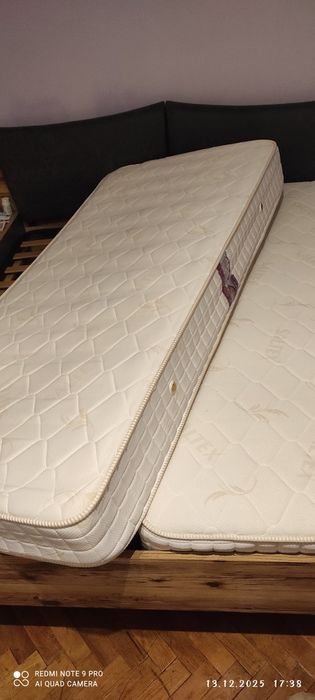 vând 2 saltele 180×200 aproape noi