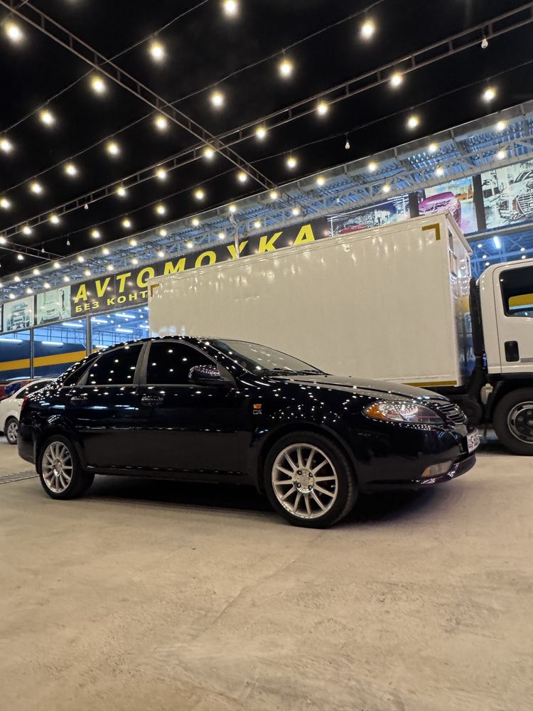 Optra R17 sotiladi