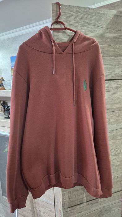 Продам б/у муж.толстовка,рубашки р.48